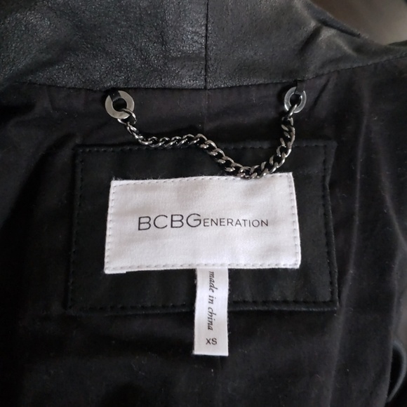 BCBGeneration Tuxedo style Hi/Low Leather Jacket! - Picture 8 of 8